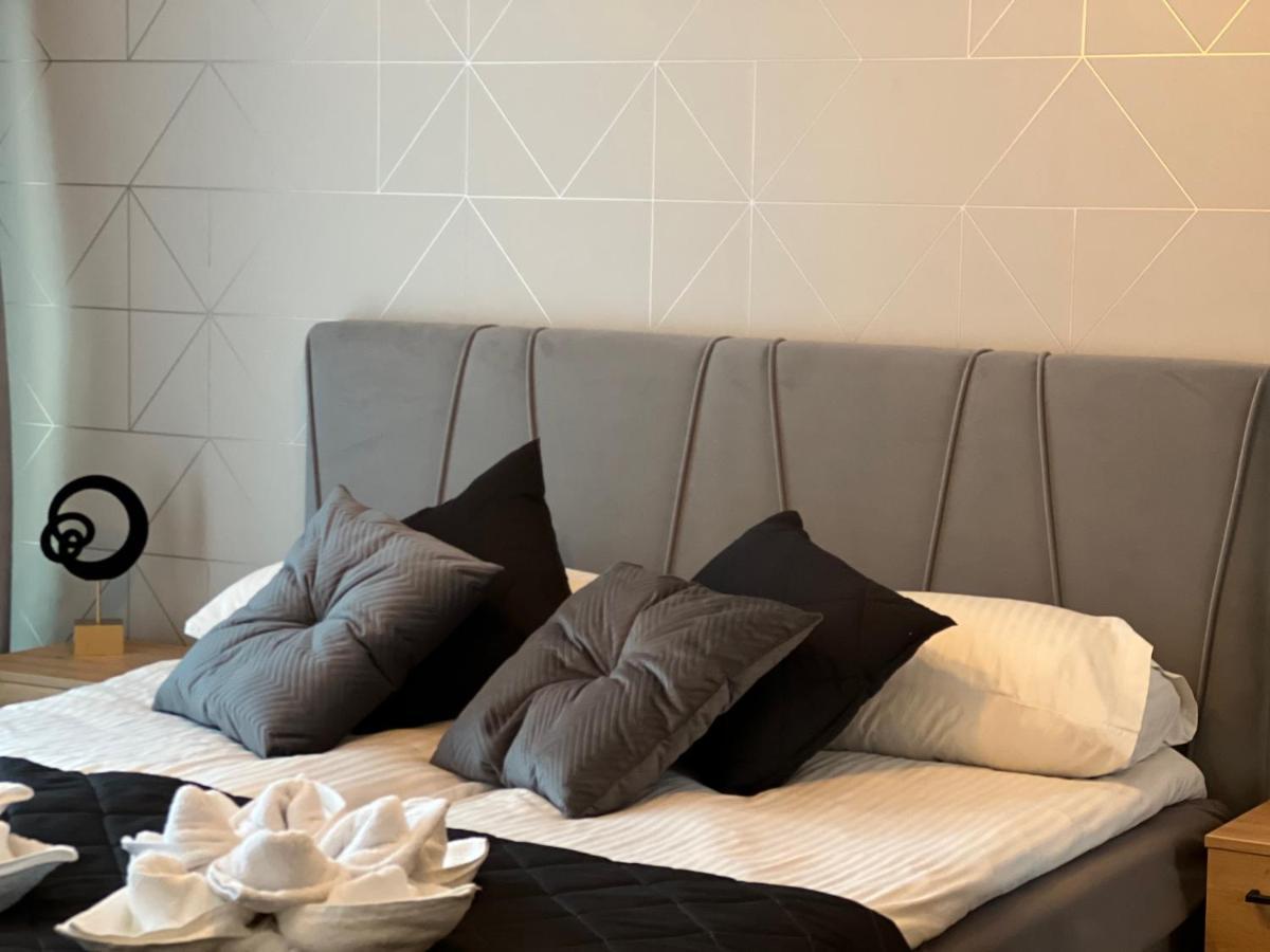 Family & Business Elegant Apartments, Kadzielnia, Wdk, Stadion Korona -1 Bedroom, Terrace, Garage, New! Kielce Luaran gambar