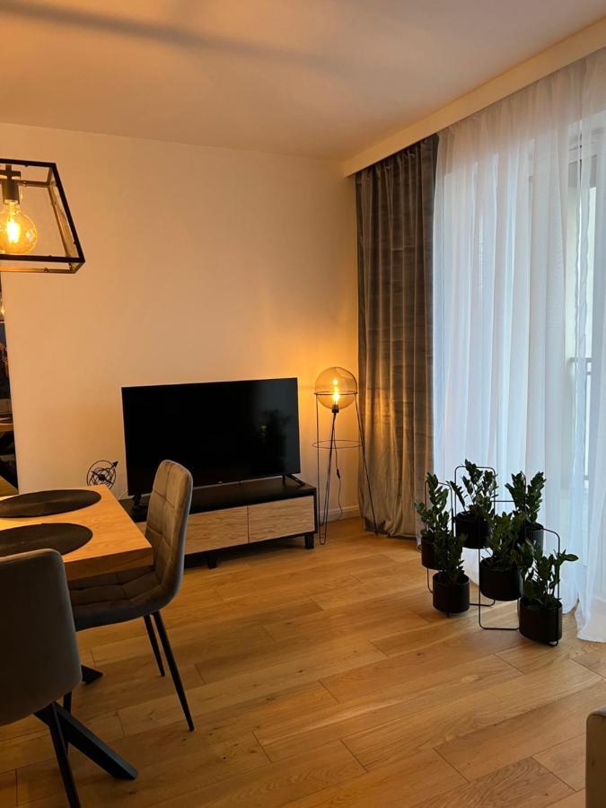 Family & Business Elegant Apartments, Kadzielnia, Wdk, Stadion Korona -1 Bedroom, Terrace, Garage, New! Kielce Luaran gambar